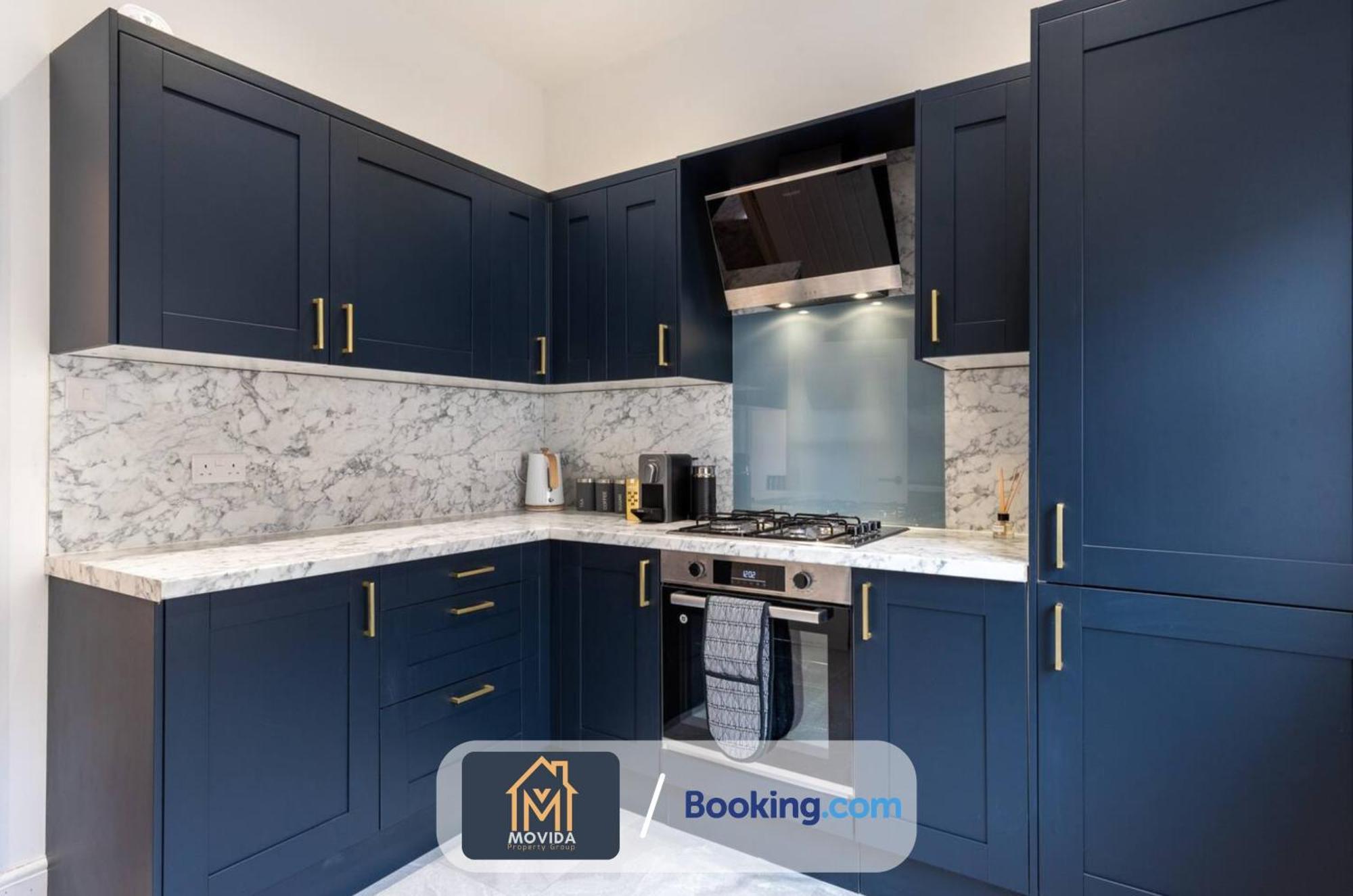 Central Elegant Three Bed Duplex By Movida Property Group Short Lets & Serviced Accommodation 哈罗盖特 外观 照片