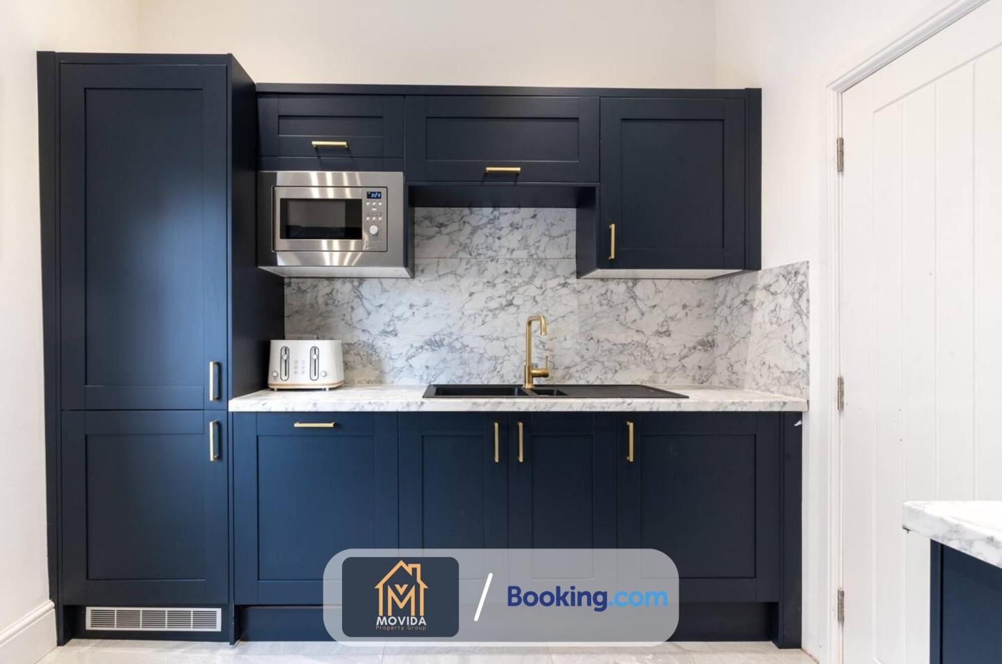 Central Elegant Three Bed Duplex By Movida Property Group Short Lets & Serviced Accommodation 哈罗盖特 外观 照片